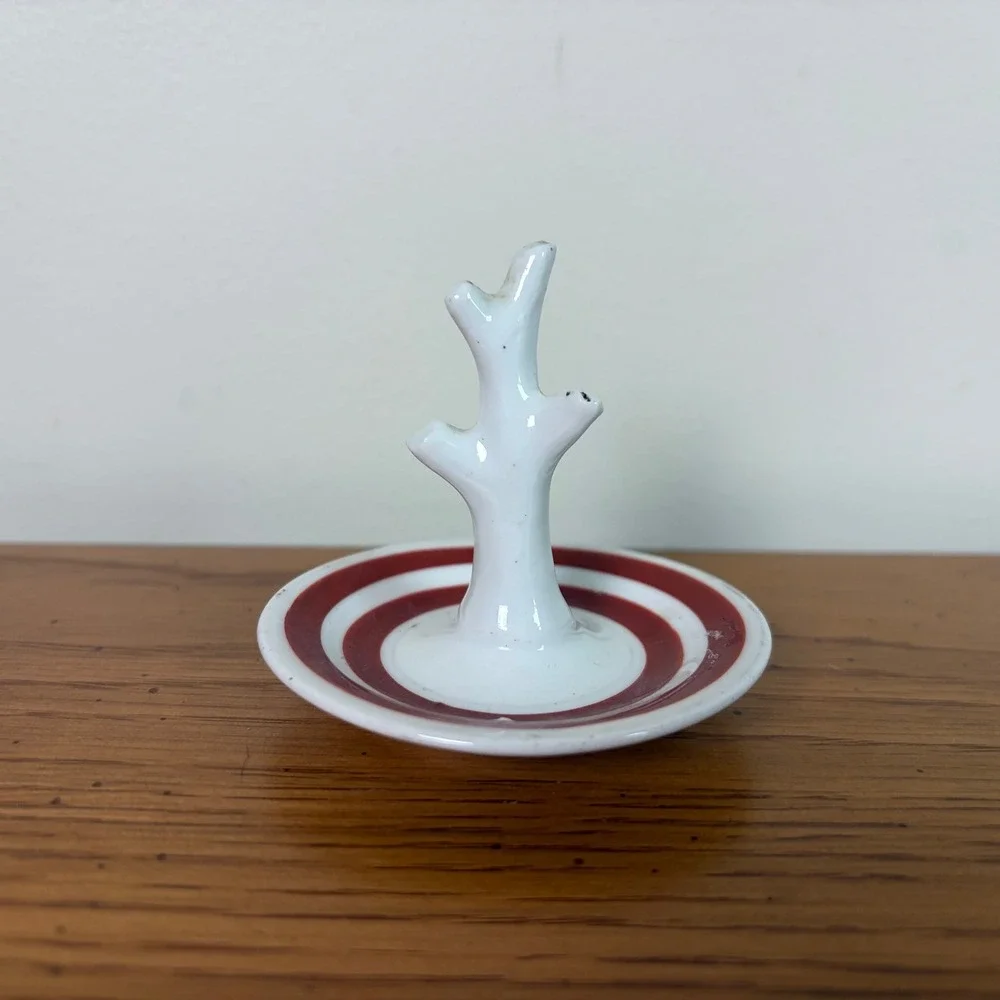 Vintage Ceramic Ring Tree Jewelry Holder Red Striped Trinket Dish 2.5 Inch